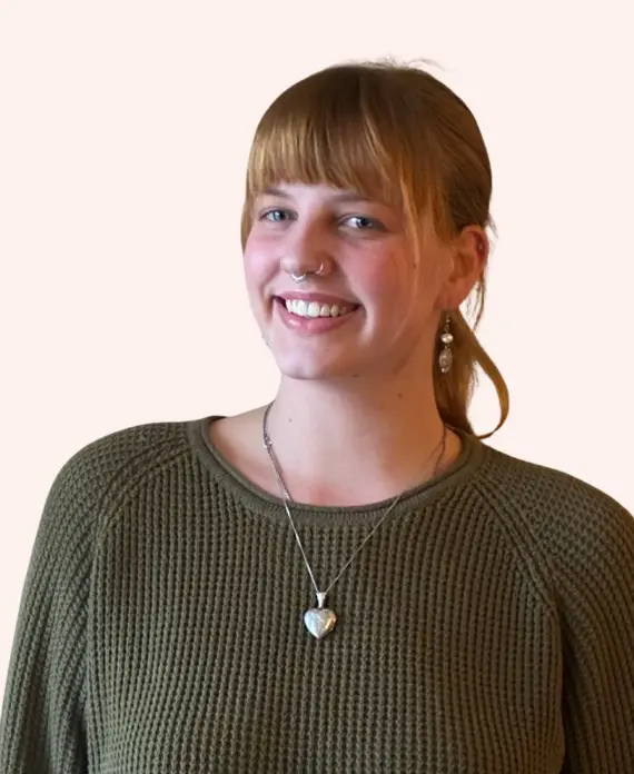 Skyler headshot final